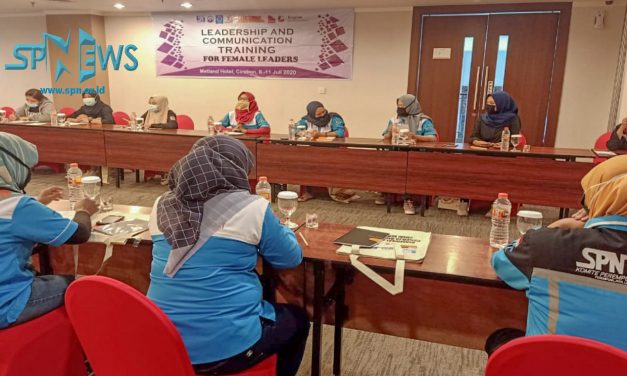 PELATIHAN KEPEMIMPINAN DAN KOMUNIKASI UNTUK PEMIMPIN PEREMPUAN