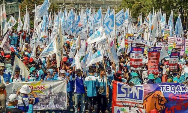 OMNIBUSLAW RUU CIPTA KERJA : SIKAP SP/SB TERPECAH