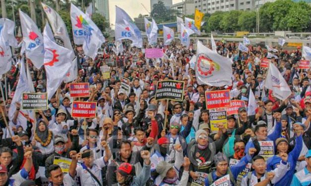 ITUC MEMINTA PRESIDEN RI HENTIKAN PEMBAHASAN RUU CIPTA KERJA