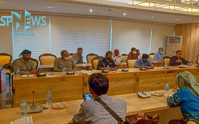 GERAKAN BURUH JAKARTA MENOLAK OMNIBUS LAW