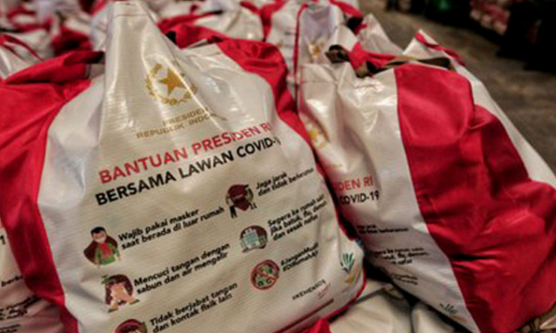 RIBUAN PAKET BANSOS UNTUK KORBAN PHK DI KOTA BEKASI BELUM TERSALURKAN