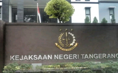 TERSANGKA DIREKTUR PT MITRA WORKSHOP DISERAHKAN KE KEJAKSAAN NEGERI TANGERANG