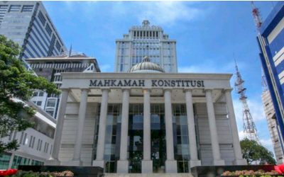 UU MK AKAN DIUJI MATERI DI MK