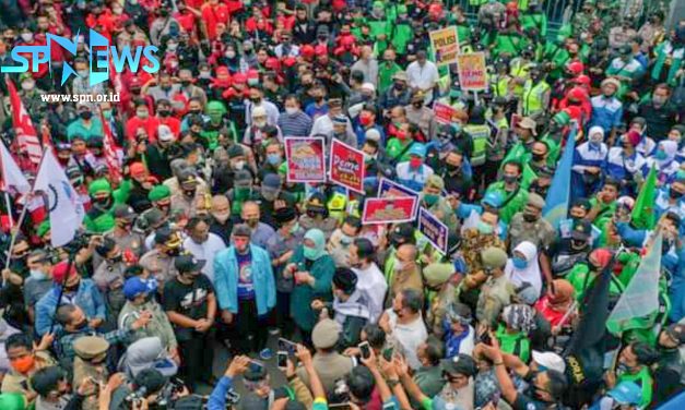 BURUH KABUPATEN BOGOR TOLAK UU CIPTA KERJA