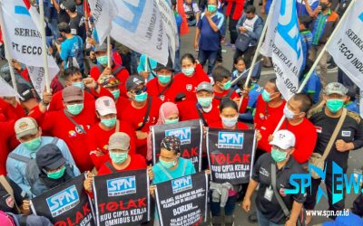 BURUH JAWA TIMUR KEMBALI UNJUK RASA TOLAK UU CIPTA KERJA