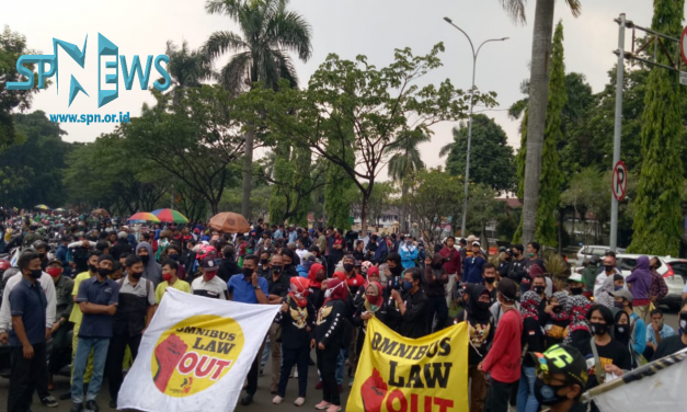 BURUH KABUPATEN BOGOR TOLAK UU CIPTA KERJA