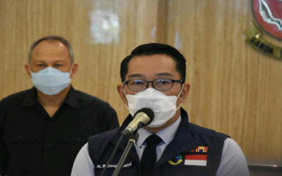 PRESIDEN MINTA GUBERNUR SOSIALISASIKAN UU CIPTA KERJA