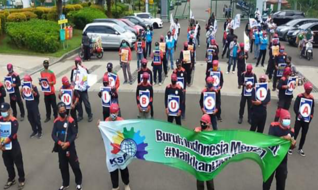 BURUH KSPI TUNTUT PEMBATALAN UU CIPTA KERJA DAN KEMBALIKAN UPAH SEKTORAL