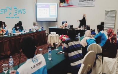 PENYELESAIAN KELUH KESAH DI TINGKAT PABRIK