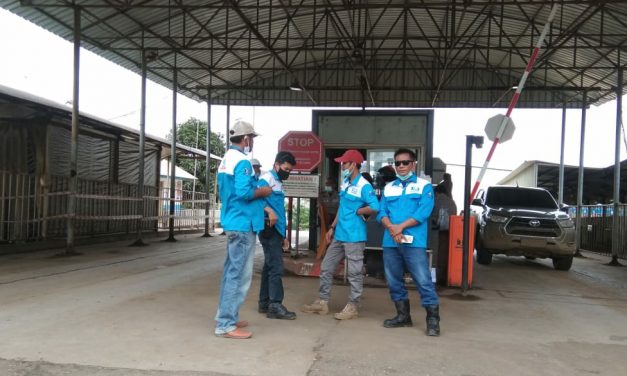 DENGAN ALASAN BELUM BERKOORDINASI, PENGURUS PSP SPN PT SMI DIHADANG SECURITY