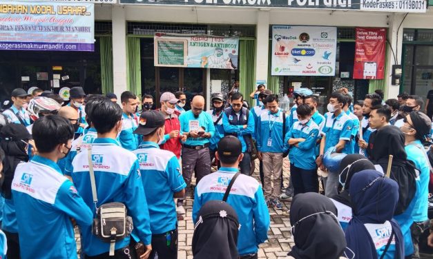 SPN KABUPATEN CIANJUR TUNTUT KENAIKAN UPAH 21 PERSEN