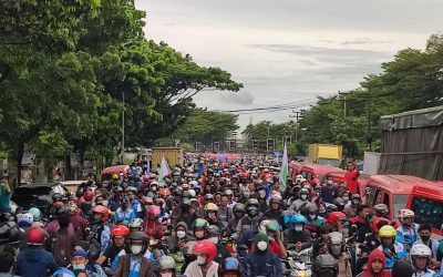 BURUH JAWA BARAT KEMBALI GELAR AKSI UNJUK RASA