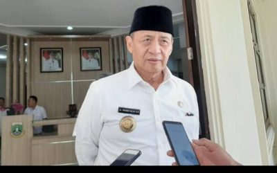GUBERNUR BANTEN TIDAK GENTAR MESKI DIANCAM AKAN DIDEMO