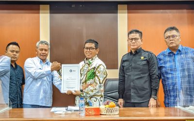 DPRD BANTEN AKAN TINDAKLANJUTI AUDENSI BURUH TERKAIT AKSI 22/12/2021