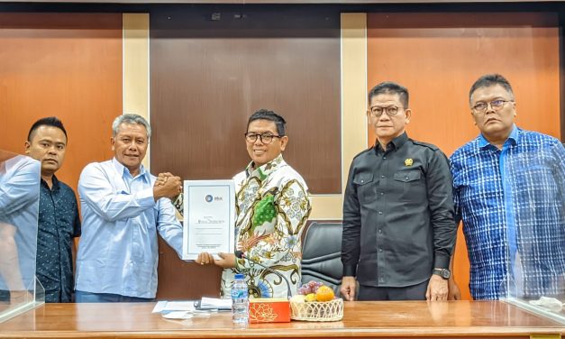 DPRD BANTEN AKAN TINDAKLANJUTI AUDENSI BURUH TERKAIT AKSI 22/12/2021