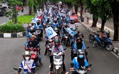 SPN KOTA PEKALONGAN UNJUK RASA DI KANTOR WALIKOTA