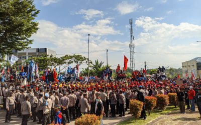 RIBUAN BURUH BANTEN KEMBALI UNJUK RASA TUNTUT REVISI UMK 2022