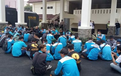 PROSES PHK TIDAK SESUAI ATURAN, SPN CIANJUR UNJUK RASA DI DPRD