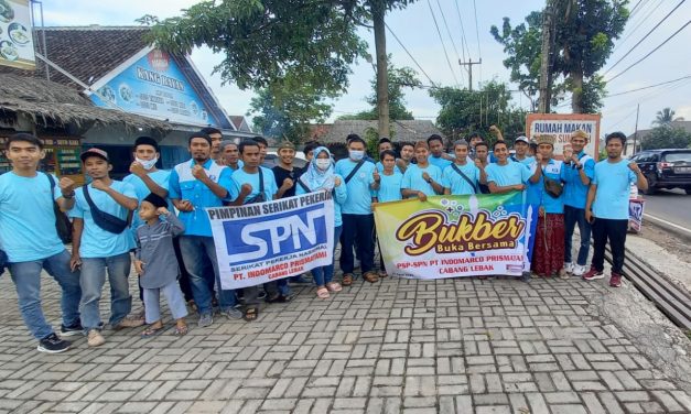 PSP SPN PT INDOMARCO PRISMATAMA BERBAGI TAKJIL DI BULAN RAMADHAN