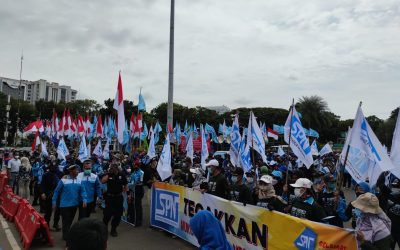 SERIKAT PEKERJA NASIONAL PERINGATI MAY DAY DENGAN TUNTUTAN JAMINAN SOSIAL SEMESTA SEPANJANG HAYAT