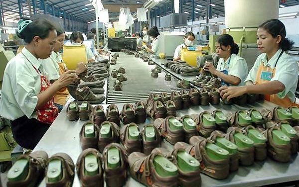 INDUSTRI PADAT KARYA BANYAK YANG HENGKANG DARI CIKARANG DAN KARAWANG