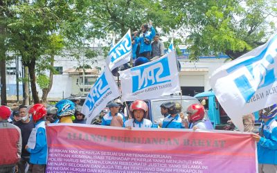SPN MAKASSAR GELAR UNJUK RASA DI KEJAKSAAN TUNTUT STOP KRIMINALISASI BURUH PT WIKA BETON