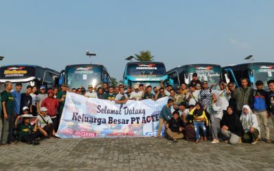 MEMPERERAT SELURUH KARYAWAN DAN KELUARGANYA MELALUI FAMILY GATHERING