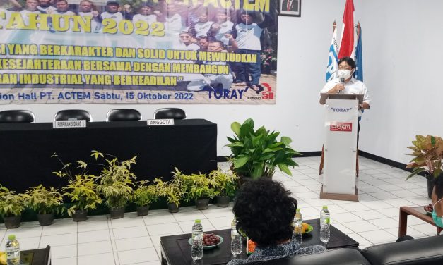 MEWUJUDKAN ORGANISASI YANG BERKARAKTER DAN SOLID
