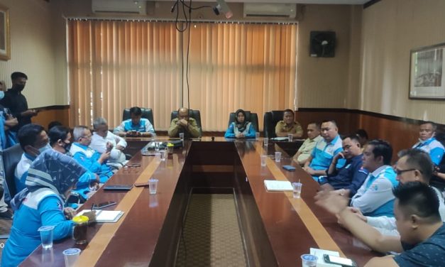 KADISNAKER BANTEN SEBUT PERNYATAAN YANG DIMUAT DI MEDIA ITU HANYA SEBATAS DISKUSI