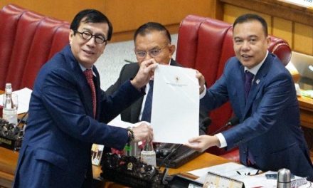 PASAL-PASAL KONTROVERSIAL DALAM UU KUHP BARU