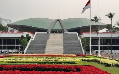 DPR SETUJU PERPPU CIPTA KERJA JADI UNDANG-UNDANG