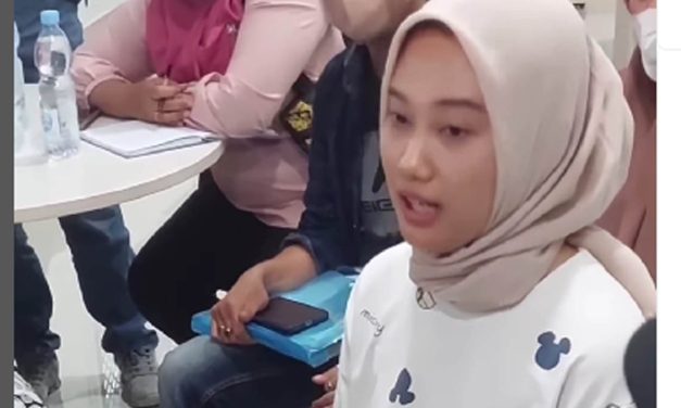 SETELAH VOKAL MENYUARAKAN UPAH LEMBUR TIDAK DIBAYAR, PEKERJA PT SAI APPAREL GROBOKAN DITURUNKAN JABATAN