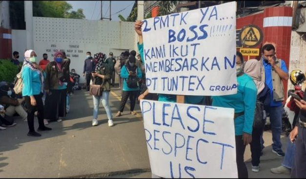 JELANG LEBARAN PABRIK GARMEN DI TANGERANG ALAMI KEBANGKRUTAN