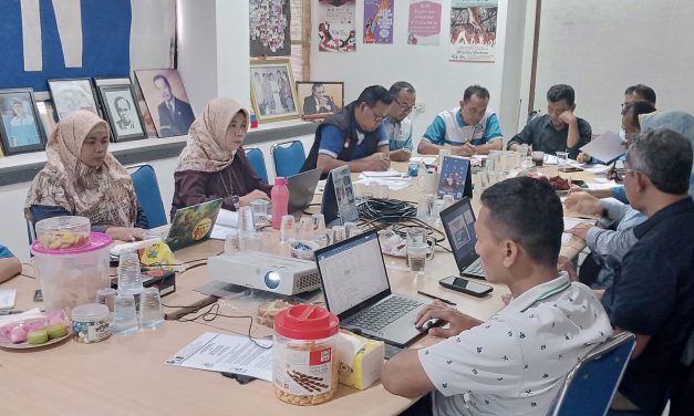 RAPAT PERDANA PANITIA KONGRES SPN KE 8