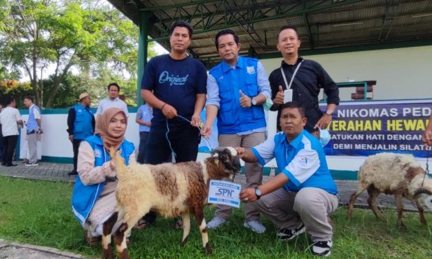 PEMBAGIAN BANTUAN HEWAN QURBAN PSP SPN KAWASAN INDUSTRI NIKOMAS GEMILANG