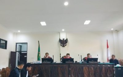 PERJUANGKAN HAK BURUH, AMIRULLAH DAN MINGGU BULU DIADILI SEBAGAI TERDAKWA