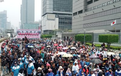 MAHKAMAH KONSTITUSI TOLAK GUGATAN UU NO 6 CIPTA KERJA