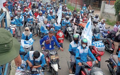 TUNTUT KENAIKAN UMK BEKASI 2024 NAIK 16 PERSEN,  BURUH BLOKIR RUAS JALAN TOL