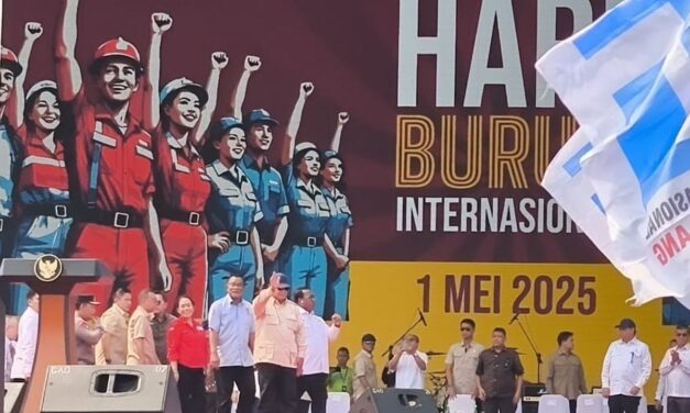 May Day 2025 di Monas: Said Iqbal Suarakan 6 Tuntutan Buruh di Hadapan Presiden Prabowo