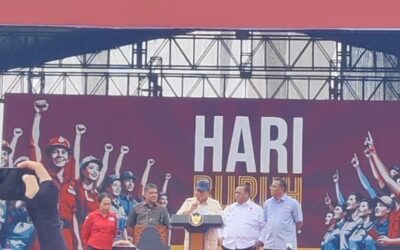 PRABOWO SUBIANTO MEMBERIKAN ANGIN SEGAR UNTUK BURUH INDONESIA