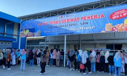 SPSI dan SPN PT PWI Rembang Gelar Gerakan Pangan Murah Rayakan Hari Pangan Sedunia 2025