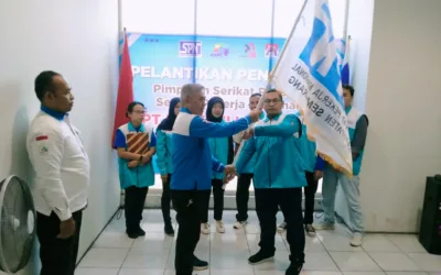 Penyerahan Bendera SPN, Tandai Sukses Pelantikan Pengurus PSP SPN PT Pertiwi Indo Mas Periode 2025-2028