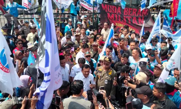 Ahmad Luthfi Temui Massa SPN Jateng, Janjikan Fasilitas Daycare dan Transportasi Murah