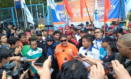 Buruh Tuntut Revisi Permenaker Outsourcing: Aksi Massa Digelar Serentak