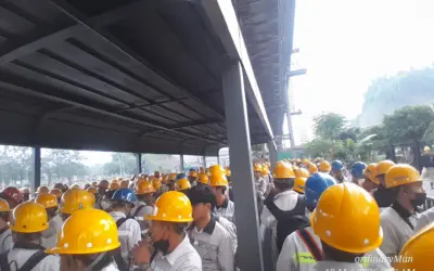 Pertaruhan Keselamatan Kerja di Balik Buruknya Transportasi PT IMIP