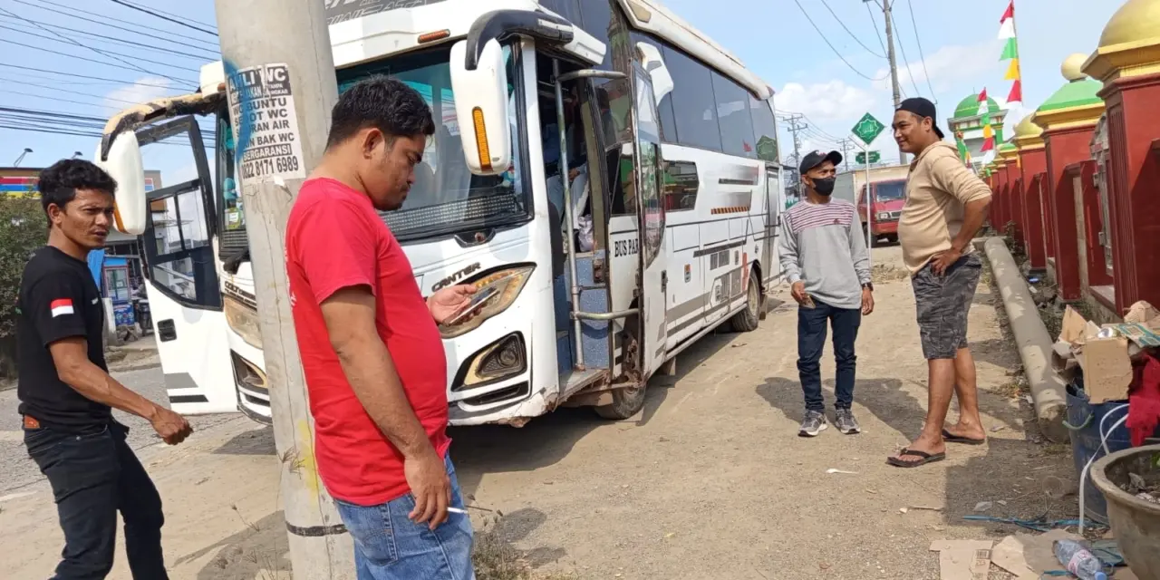 Menempuh Jalan Panjang Demi Ilmu: Perjuangan 45 Kader SPN Morowali Menuju Kendari