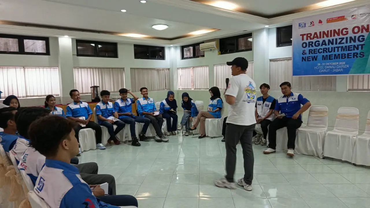 Pemateri Training Organizing SPN di hadapan peserta