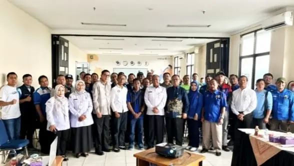 Foto bersama peserta Penganugerahan Tata Kelola SP/SB Kota Tangerang